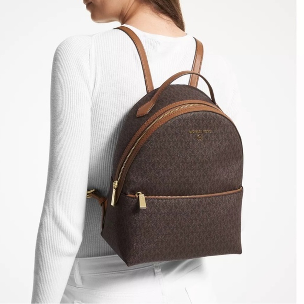Michael Kors Logo Valerie Medium Backpack